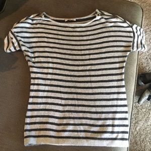 Gap knit tee